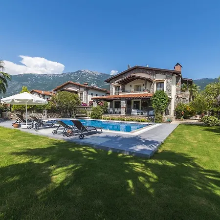 Villa Hazel *